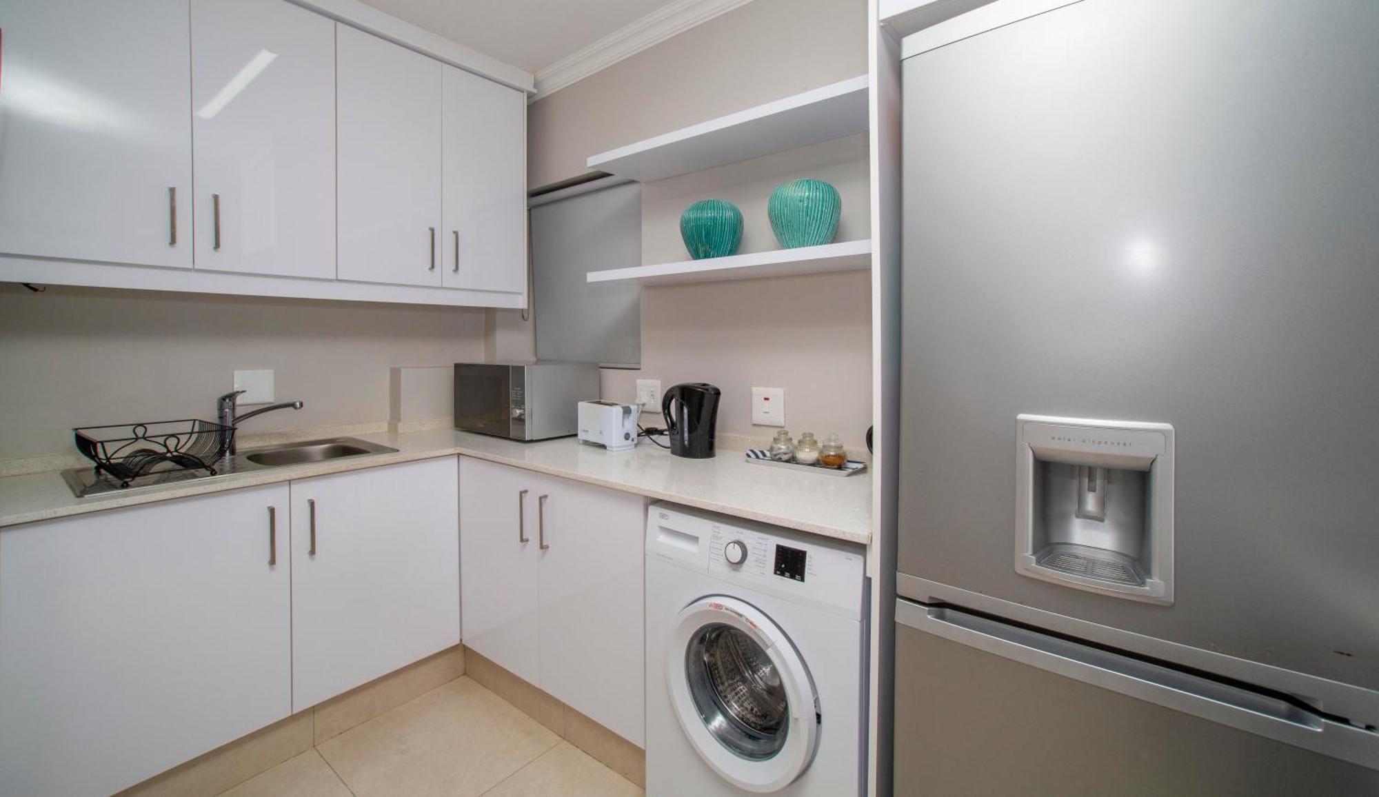 Appartamento 16 Bronze Bay Durban Esterno foto